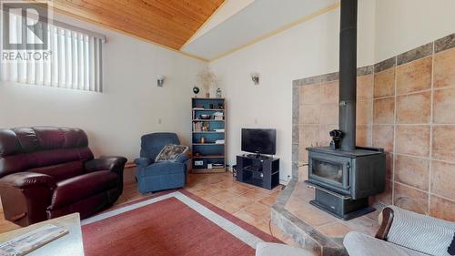294 Road 6, Oliver, BC - Indoor Photo Showing Living Room With Fireplace