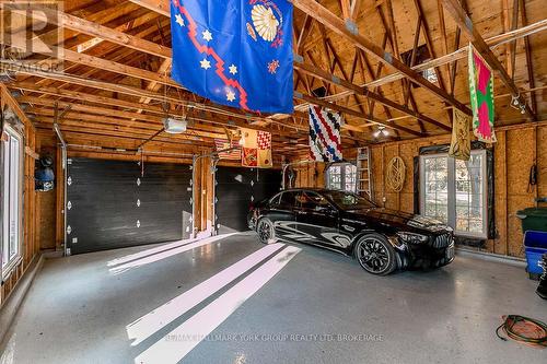 683 Davis Drive, Uxbridge, ON - Indoor Photo Showing Garage