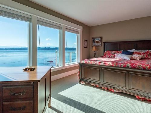 731 Noble Rd, Quadra Island, BC - Indoor Photo Showing Bedroom