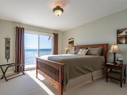 731 Noble Rd, Quadra Island, BC - Indoor Photo Showing Bedroom