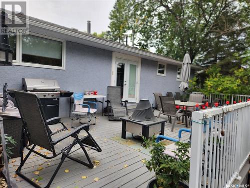 808 Assiniboia Avenue, Stoughton, SK - Outdoor With Deck Patio Veranda With Exterior