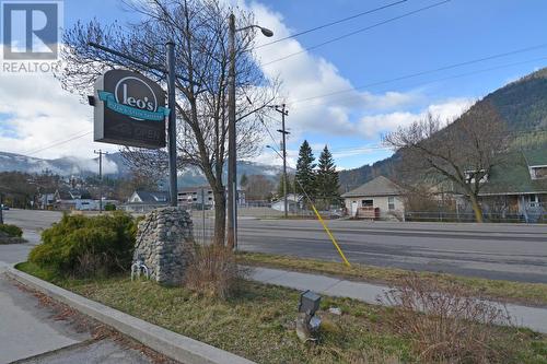 712 Nelson Avenue, Nelson, BC 
