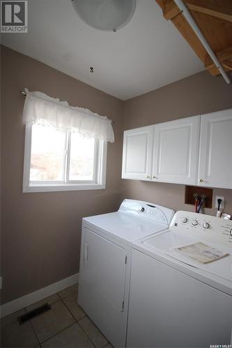 528 Redcoat Drive, Eastend, SK - Indoor Photo Showing Laundry Room