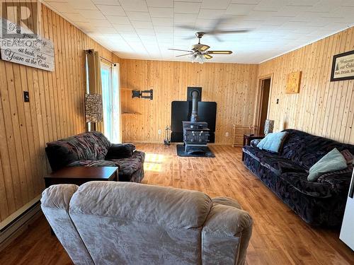 4 Deep Cove Road, Pleasantview, NL - Indoor Photo Showing Living Room