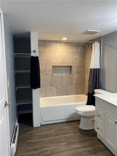 120 Maharg Avenue, Elkhorn, MB - Indoor Photo Showing Bathroom
