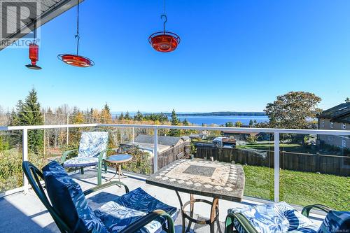 5594 7Th St, Union Bay, BC - Outdoor With Body Of Water With Exterior