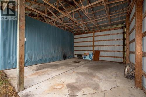 1500 Stadnicki Road, Sicamous, BC - Indoor Photo Showing Garage