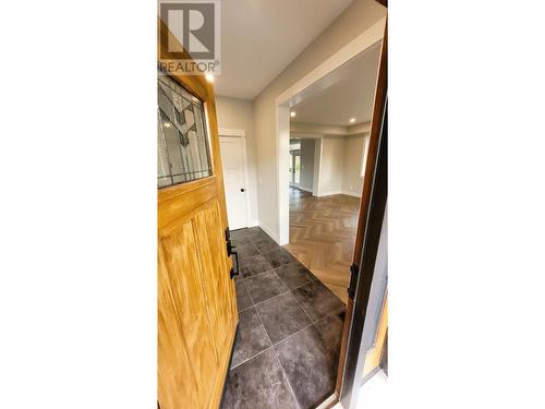 4920 Riverside Avenue, Grand Forks, BC -  Photo Showing Other Room