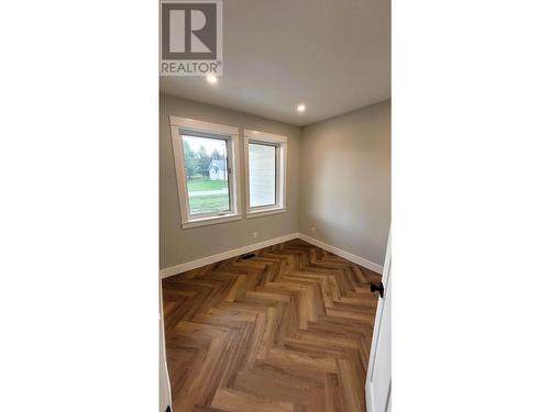 4920 Riverside Avenue, Grand Forks, BC - Indoor Photo Showing Other Room