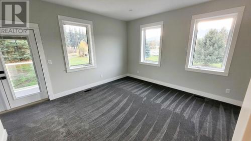 4920 Riverside Avenue, Grand Forks, BC - Indoor Photo Showing Other Room