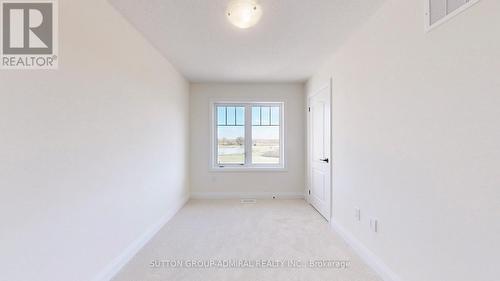 90 Sandhill Crane Dr, Wasaga Beach, ON - Indoor Photo Showing Other Room