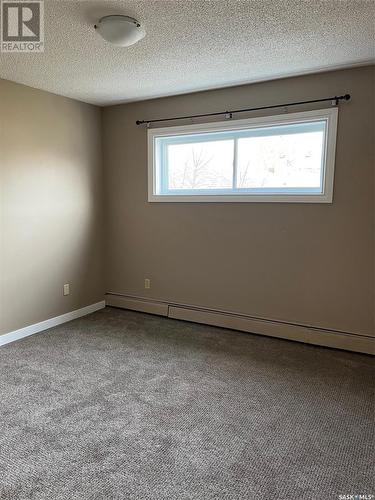 445 12Th Street E, Prince Albert, SK - Indoor Photo Showing Other Room