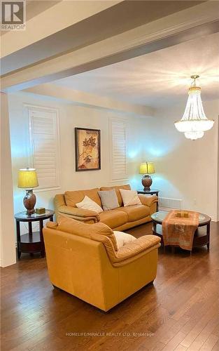 259 Ridge Road, Cambridge, ON - Indoor Photo Showing Living Room