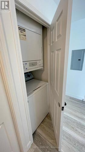 311 - 600 Eglinton Avenue E, Toronto, ON - Indoor Photo Showing Laundry Room