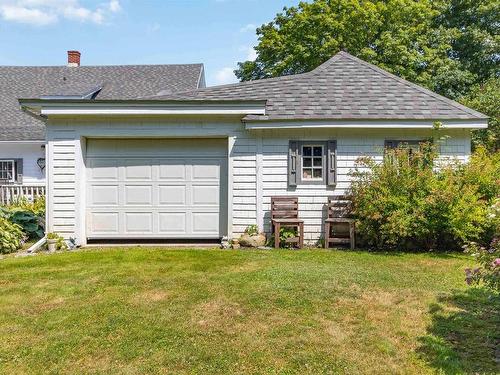 129 Hall Street, Lockeport, NS 