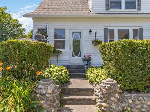 129 Hall Street, Lockeport, NS 