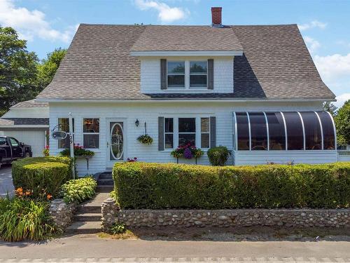 129 Hall Street, Lockeport, NS 