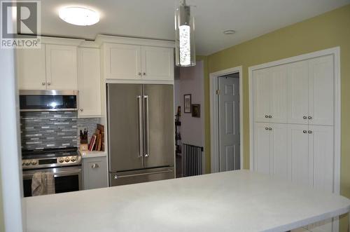 103 Eagle Drive, Kaleden, BC - Indoor Photo Showing Kitchen