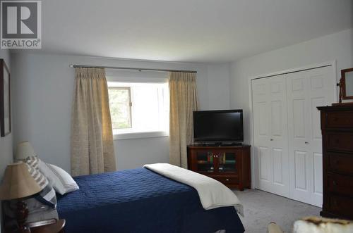 103 Eagle Drive, Kaleden, BC - Indoor Photo Showing Bedroom