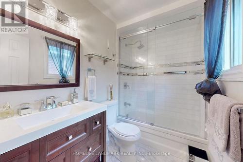 274 Edgehill Drive, Barrie, ON - Indoor Photo Showing Bathroom
