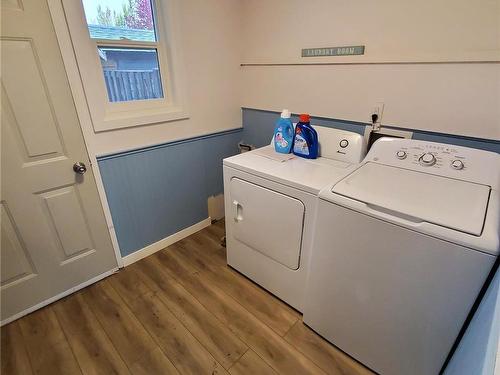 8-500 Muchalat Pl, Gold River, BC - Indoor Photo Showing Laundry Room