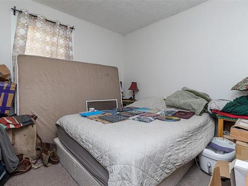 438 Festubert St, Duncan, BC - Indoor Photo Showing Bedroom