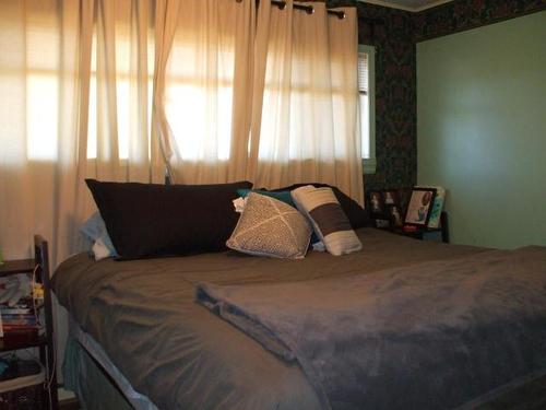 2026 Cleasby Street, Merritt, BC - Indoor Photo Showing Bedroom