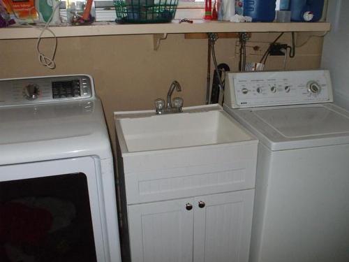 2026 Cleasby Street, Merritt, BC - Indoor Photo Showing Laundry Room