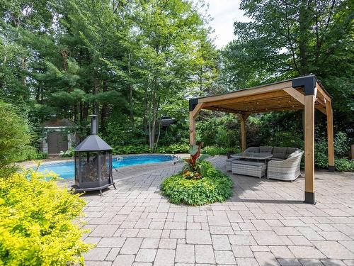 Cour - 9 Place D'Harques, Lorraine, QC - Outdoor With In Ground Pool With Backyard