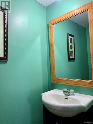 453 Chaleur, Charlo, NB - Indoor Photo Showing Bathroom