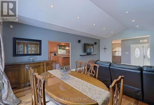 18370 Keele St, King, ON - Indoor Photo Showing Dining Room