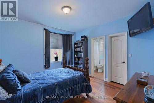 18370 Keele St, King, ON - Indoor Photo Showing Bedroom