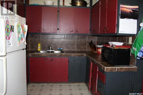 508 1St Avenue E, Lampman, SK - Indoor Photo Showing Kitchen