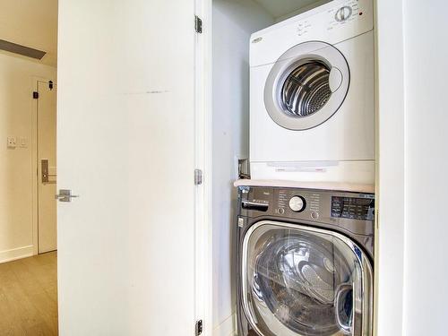 Salle de lavage - 3401-1050 Rue Drummond, Montréal (Ville-Marie), QC - Indoor Photo Showing Laundry Room