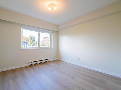 404-33 Mount Benson St, Nanaimo, BC - Indoor Photo Showing Other Room