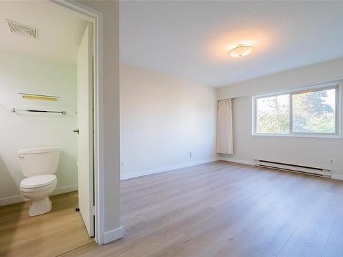404-33 Mount Benson St, Nanaimo, BC - Indoor Photo Showing Bathroom
