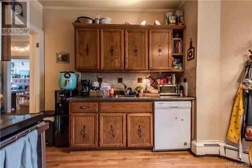 70 Orange Street, Saint John, NB - Indoor Photo Showing Kitchen