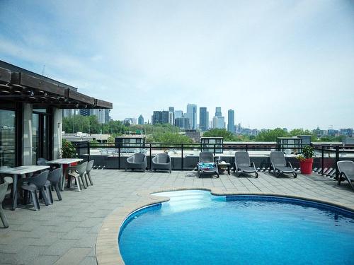 Pool - 436-765 Rue Bourget, Montréal (Le Sud-Ouest), QC - Outdoor With In Ground Pool