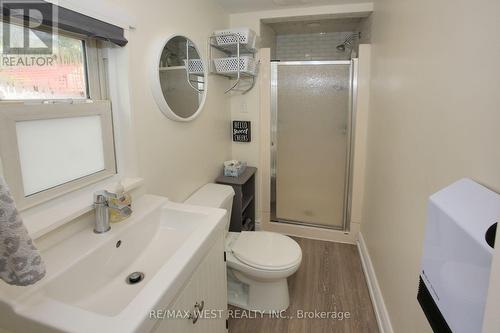 45 32Nd Street N, Wasaga Beach, ON - Indoor Photo Showing Bathroom