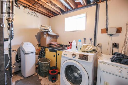 8020 Gravenstein Drive, Osoyoos, BC - Indoor Photo Showing Laundry Room