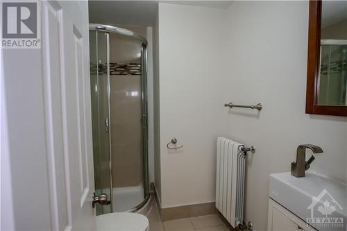 466 Nelson Street, Ottawa, ON - Indoor Photo Showing Bathroom