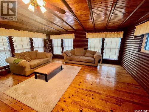 309 Durham Street, Sturgis, SK - Indoor Photo Showing Living Room