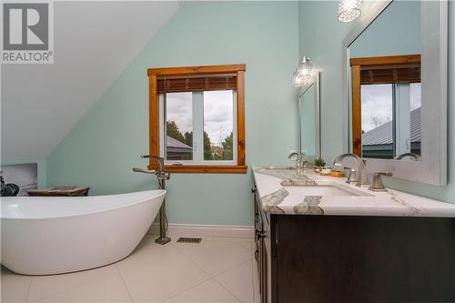 6857 Silmser Road, Cornwall, ON - Indoor Photo Showing Bathroom