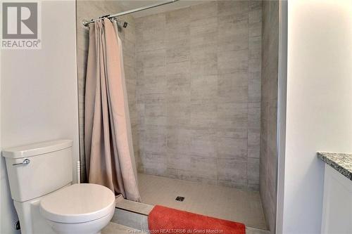 4 Irishview St, Irishtown, NB - Indoor Photo Showing Bathroom