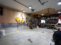 Garage - 