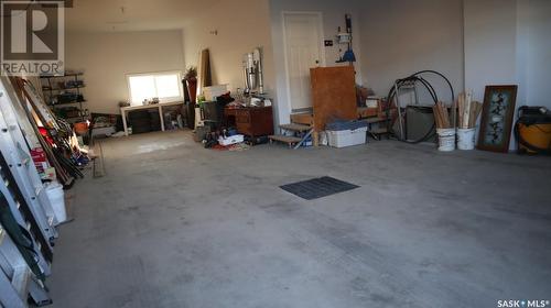 5 Coleman Crescent, Kindersley, SK - Indoor Photo Showing Garage