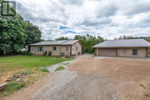 7952 Hwy 97, Oliver, BC - Outdoor