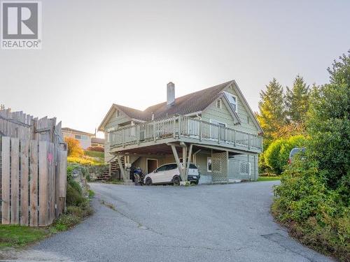 6836 Burnaby Street, Powell River, BC - Outdoor