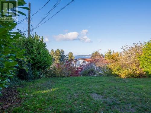 6836 Burnaby Street, Powell River, BC - Outdoor