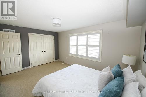24 Joseph Tr, Collingwood, ON - Indoor Photo Showing Bedroom